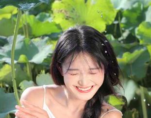 “155hl.fun”官网是个什么鬼？让我们一起冒险偷瞄一下吧！