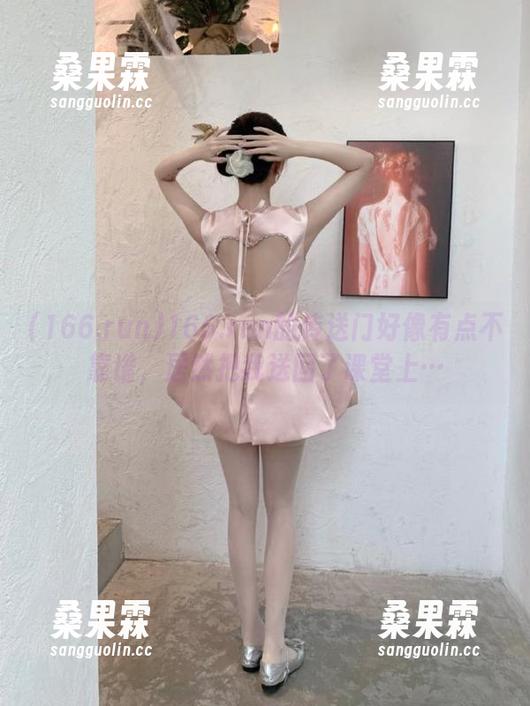 166.run的传送门好像有点不靠谱,居然把我送回了课堂上…-桑果霖 166.run的传送门好像有点不靠谱,居然把我送回了课堂上…-桑果霖