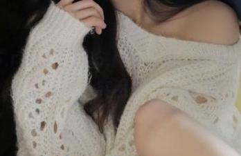 在166.run首页，我看着瓜，一脸懵懂，突然好想吃西瓜。