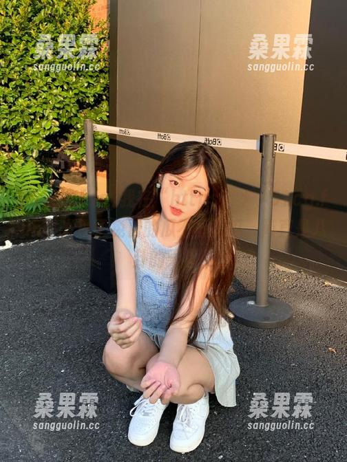 我在“https://51cg.fun”发现了免费的瓜不止是瓜，简直是八卦的天堂！-桑果霖