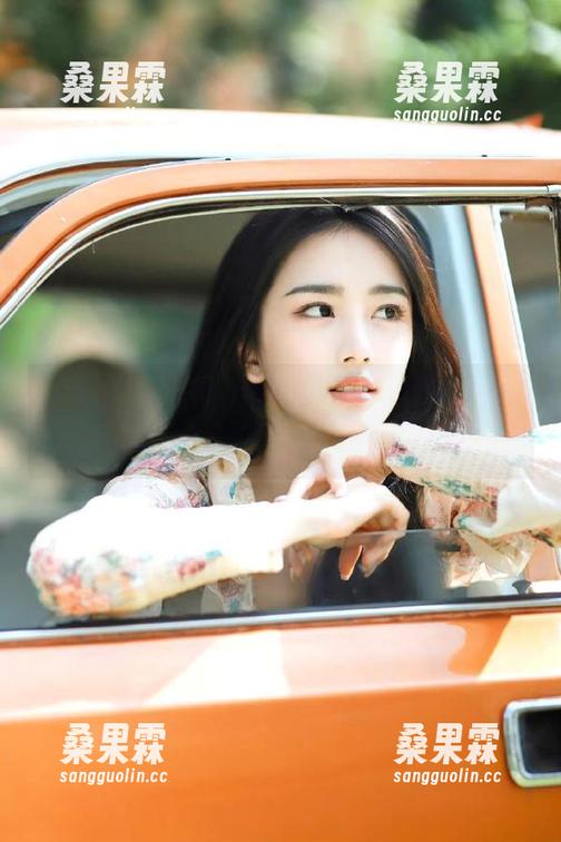 没错，今天又是在51吃瓜网站欢度‘瓜汁日’，真是停不下来啊！-桑果霖
