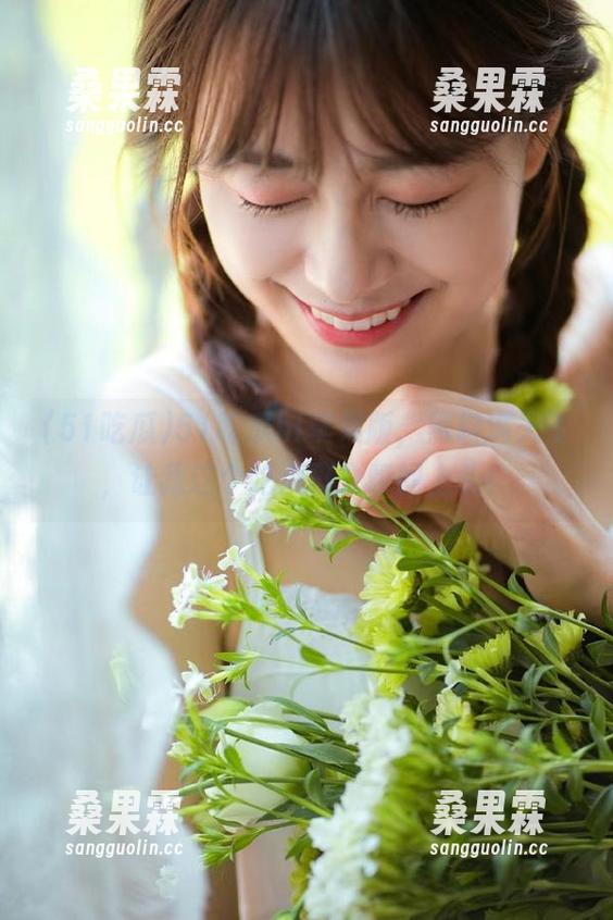 51吃瓜hl苹果版,黑料满天飞,让我这个吃瓜群众瞬间上头!-桑果霖 51吃瓜hl苹果版,黑料满天飞,让我这个吃瓜群众瞬间上头!-桑果霖