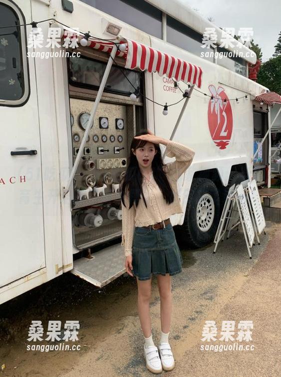 “51吃瓜04”独家视频:当体育生开启旅行博主模式,居然忘了装备!-桑果霖 “51吃瓜04”独家视频:当体育生开启旅行博主模式,居然忘了装备!-桑果霖