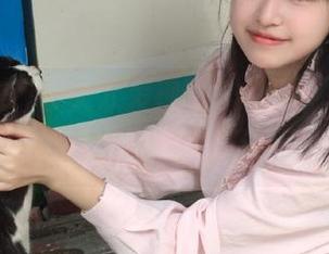 今天才发现‘51吃瓜’的苹果版，网址太好找，瓜还不少！