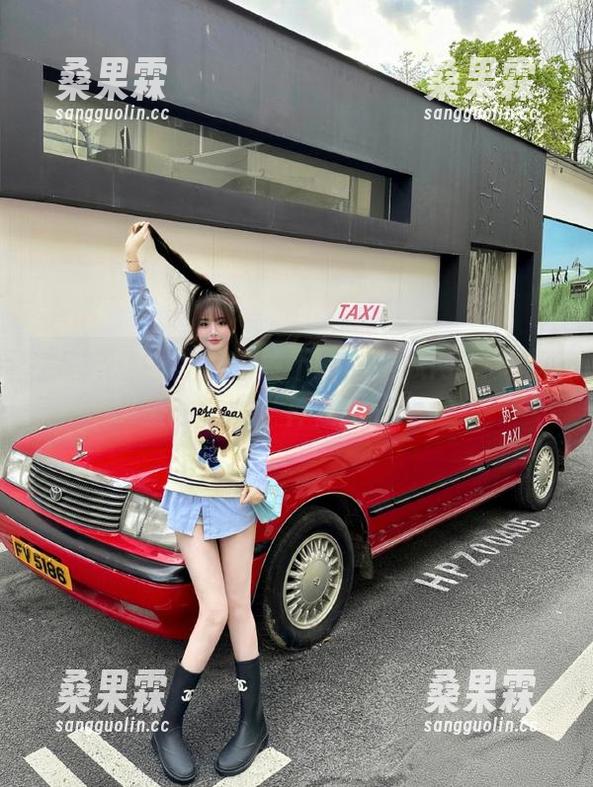 首页热搜不断：吃瓜网51爆料里的那些“神仙操作”！-桑果霖