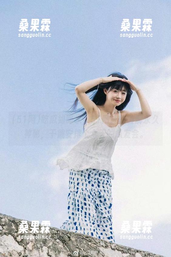 吃瓜如喝水,51网让你破解永久神秘,干脆安排个全天的瓜友会。-桑果霖 吃瓜如喝水,51网让你破解永久神秘,干脆安排个全天的瓜友会。-桑果霖