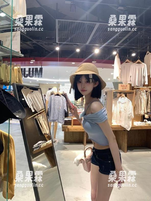 在hlw.bet登录后,感觉自己被整个网络拉进了一个名为“吃瓜”的迷雾中!-桑果霖 在hlw.bet登录后,感觉自己被整个网络拉进了一个名为“吃瓜”的迷雾中!-桑果霖
