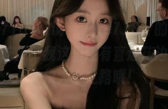 谁说“yule718”的“线路”只通吃瓜？我这里还有直达花边新闻的大快人心之路哦！