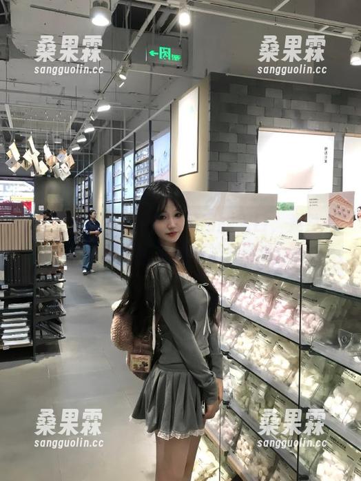 免费吃瓜网的入口，竟然是个黑洞！准备好被吸走？-桑果霖