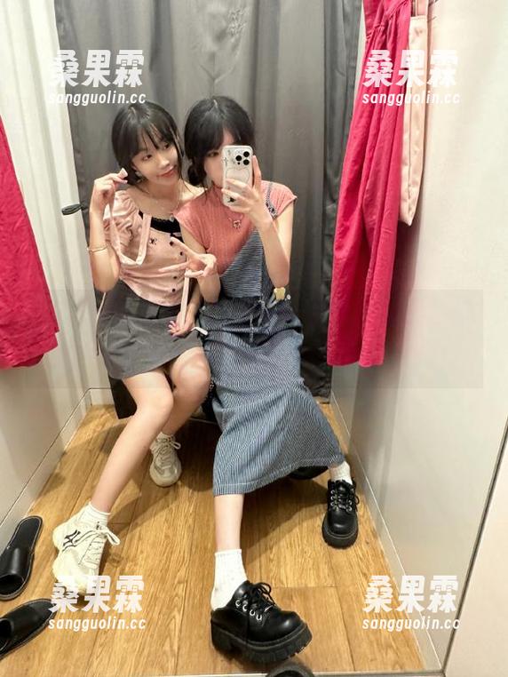 在吃瓜在线，安卓兄弟们，免费的完整版像是打开了新世界的大门！-桑果霖