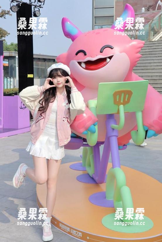 吃瓜头条:你真的敢观看这些亮瞎眼的名人真相吗?-桑果霖 吃瓜头条:你真的敢观看这些亮瞎眼的名人真相吗?-桑果霖