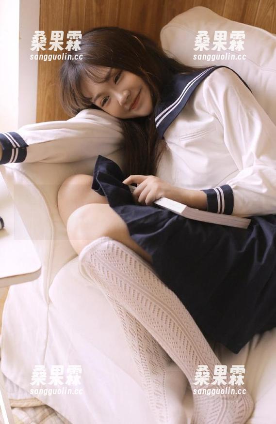 我的人生信条就是:“吃瓜头条”app,不追不乐如何见人?-桑果霖 我的人生信条就是:“吃瓜头条”app,不追不乐如何见人?-桑果霖