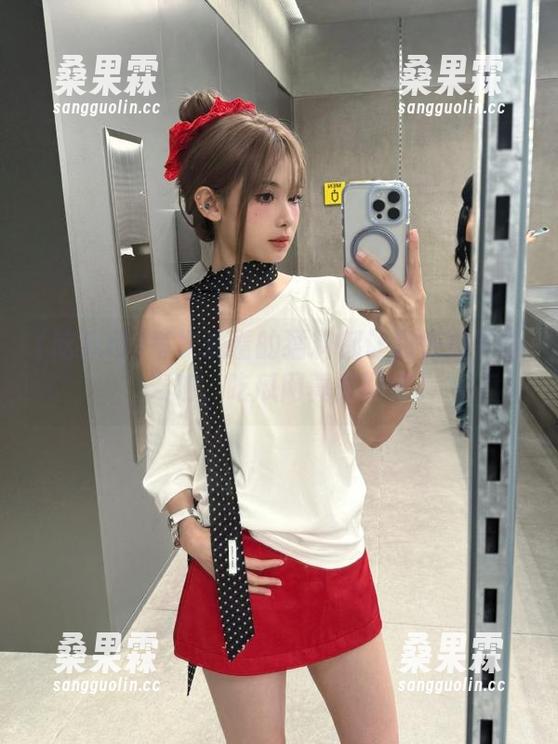每次观看的猛料都让我惊掉下巴,天呐,吃瓜网真是调皮!-桑果霖 每次观看的猛料都让我惊掉下巴,天呐,吃瓜网真是调皮!-桑果霖