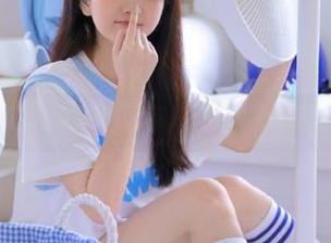朝阳之下，吃瓜网视频里的瓜友们都在忙些什么？