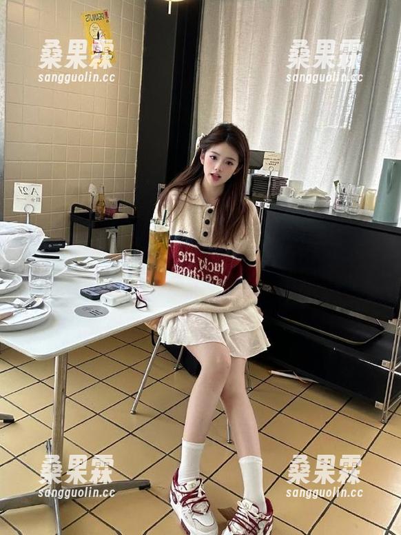 911吃瓜网发布的这个入口——来了就不想走，果然是个‘黑洞’！-桑果霖