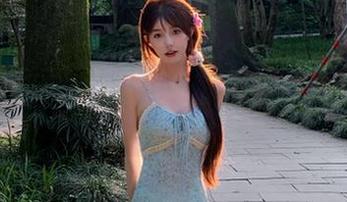 吃瓜网站发布新版本，大家都在下载，只有我在心疼流量！