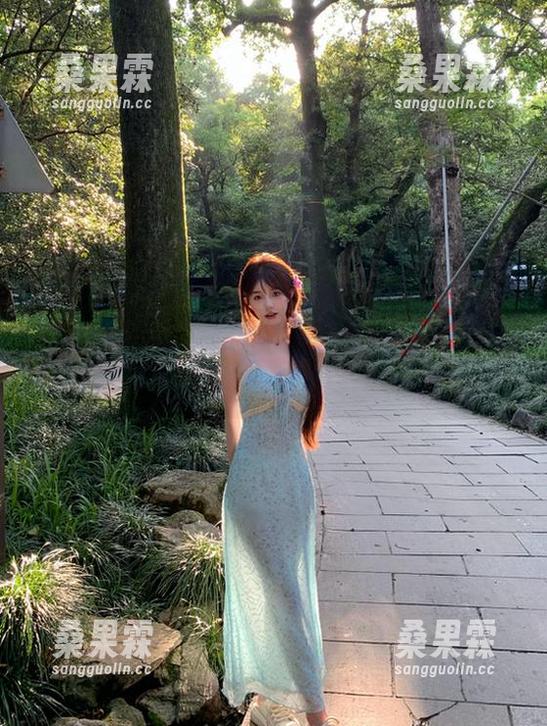 吃瓜网站发布新版本,大家都在下载,只有我在心疼流量!-桑果霖 吃瓜网站发布新版本,大家都在下载,只有我在心疼流量!-桑果霖