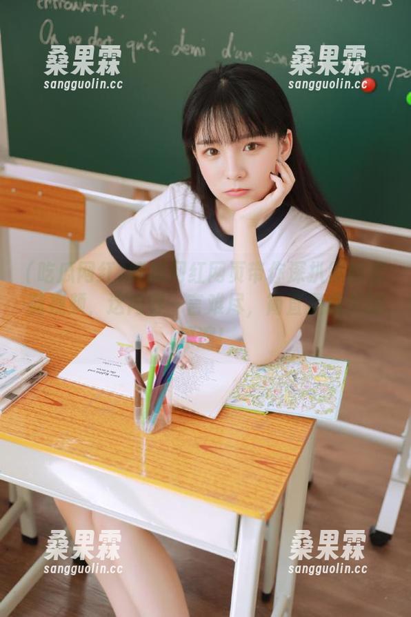 吃瓜网红网页带你深扒黑料蘑菇视频,这内容一言难尽,简直是意外的深邃!-桑果霖 吃瓜网红网页带你深扒黑料蘑菇视频,这内容一言难尽,简直是意外的深邃!-桑果霖