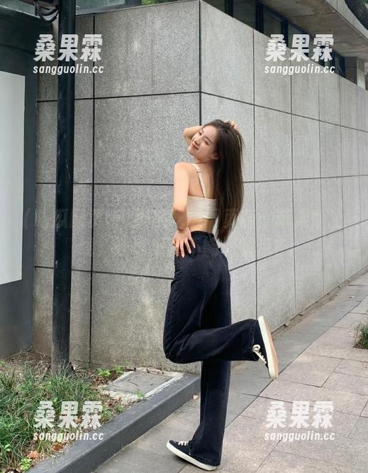 黑瓜吃瓜网页版:苹果版上线,谁说瓜就不能划重点?-桑果霖 黑瓜吃瓜网页版:苹果版上线,谁说瓜就不能划重点?-桑果霖