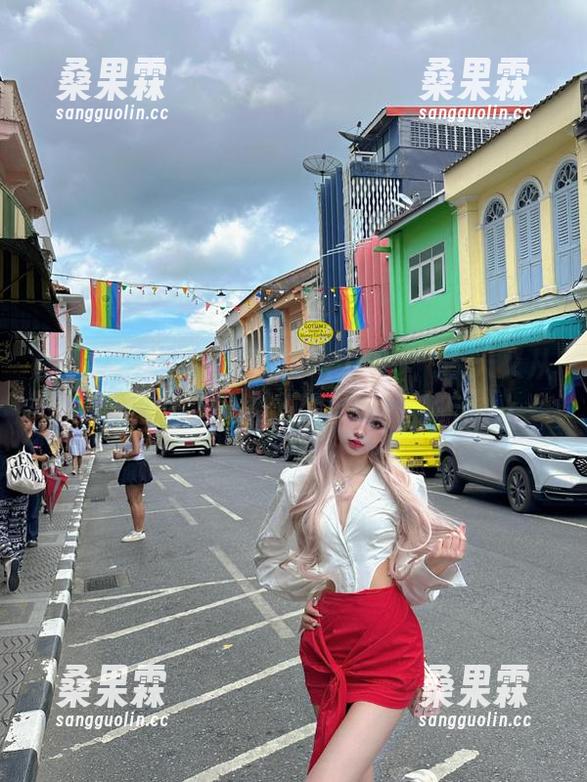 吾爱吃瓜911：今天又从哪个链接挖出迷人的八卦？-桑果霖