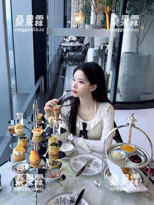 视频里那些捉迷藏的真相,155fun黑料不打烊官网带你一探究竟!-桑果霖 视频里那些捉迷藏的真相,155fun黑料不打烊官网带你一探究竟!-桑果霖