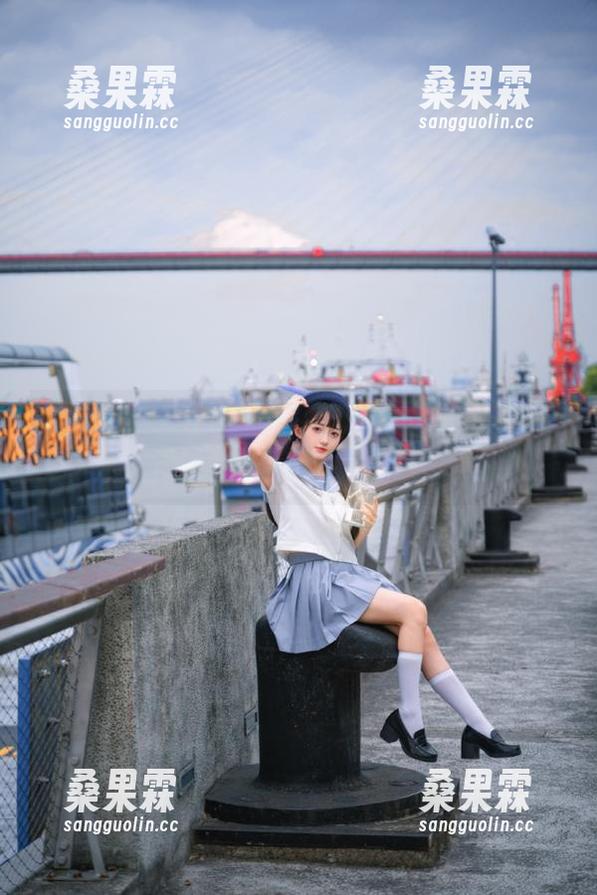 好奇黑料不打烊的入口内幕，果然是看瓜的最佳去处！-桑果霖