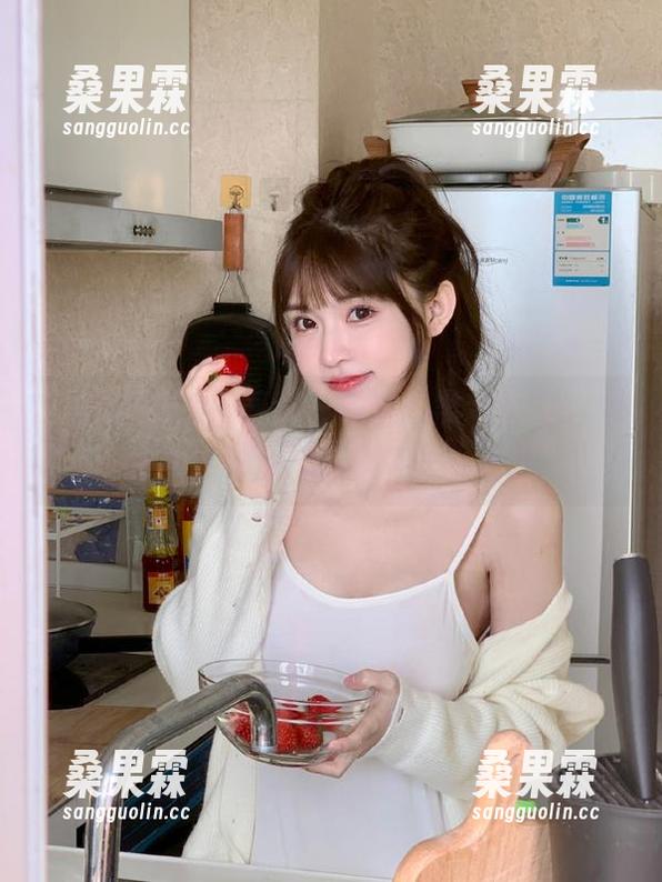 跟着我一起去“黑料在线”的奇葩地址探险吧,别忘了小心翼翼-桑果霖 跟着我一起去“黑料在线”的奇葩地址探险吧,别忘了小心翼翼-桑果霖