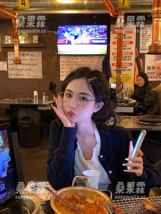 想跟上流行?来看看“黑料女神攻略”的导航我没少摊上事!-桑果霖 想跟上流行?来看看“黑料女神攻略”的导航我没少摊上事!-桑果霖
