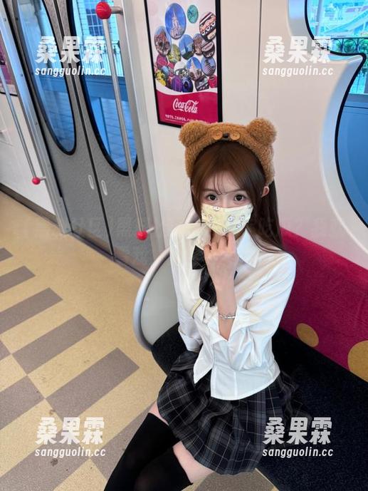 黑料社区官网：你吃瓜？我就看戏，两全其美！-桑果霖