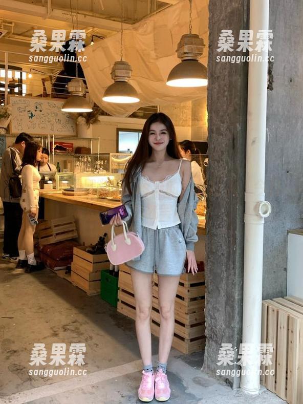 黑料网ios界的八卦巨人,今日爆料让你欲罢不能!-桑果霖 黑料网ios界的八卦巨人,今日爆料让你欲罢不能!-桑果霖