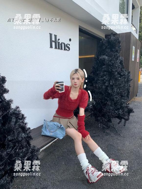 谁说黑料网只白天更新?这波夜间瓜,绝对必“吃”啊!-桑果霖 谁说黑料网只白天更新?这波夜间瓜,绝对必“吃”啊!-桑果霖