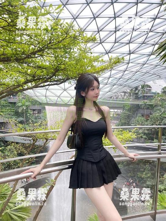 视频里藏着的小秘密——黑料网曝门里的那些瓜!-桑果霖 视频里藏着的小秘密——黑料网曝门里的那些瓜!-桑果霖